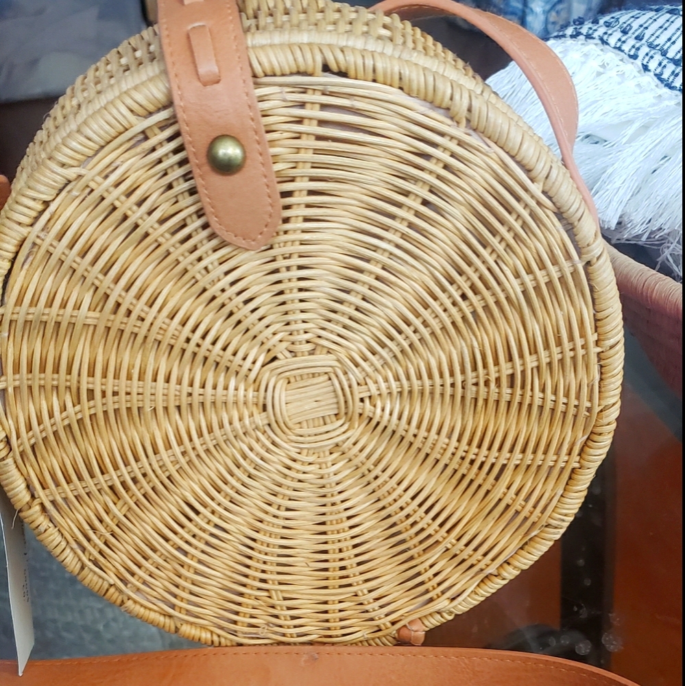 Crossbody purse